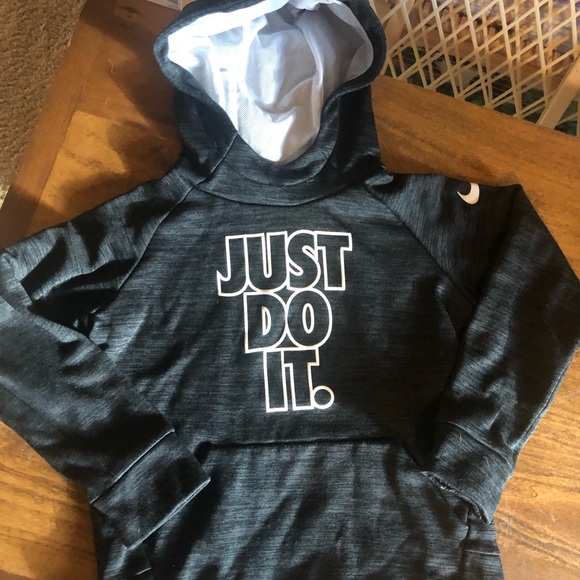 5t nike hoodie